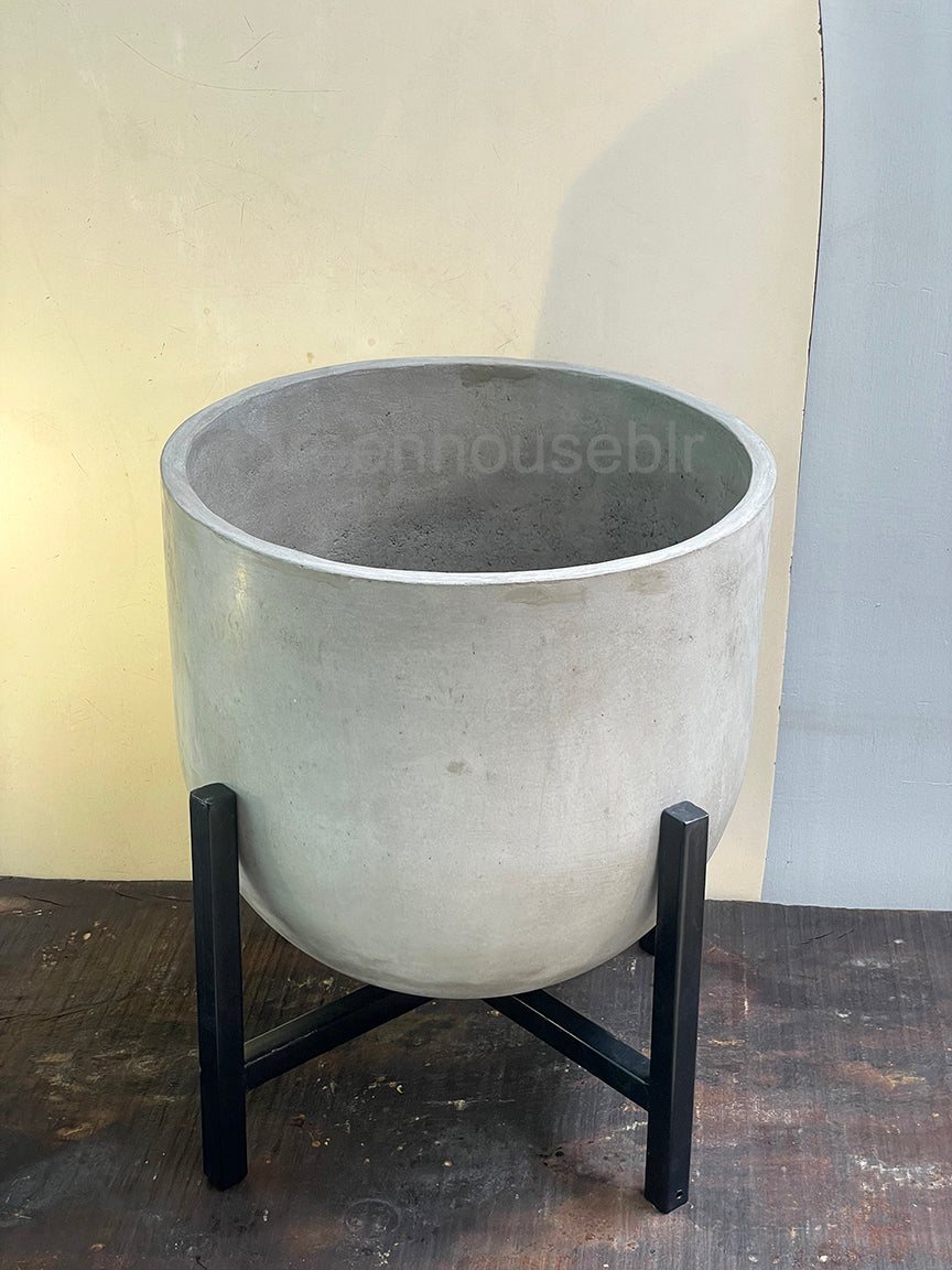 Treviso Concrete Planter Large