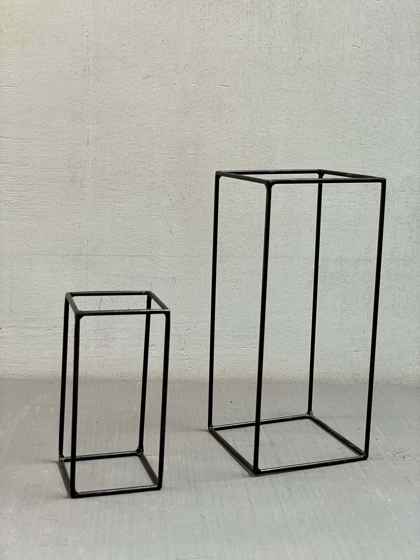 Metal Rectangle Stand - S/L