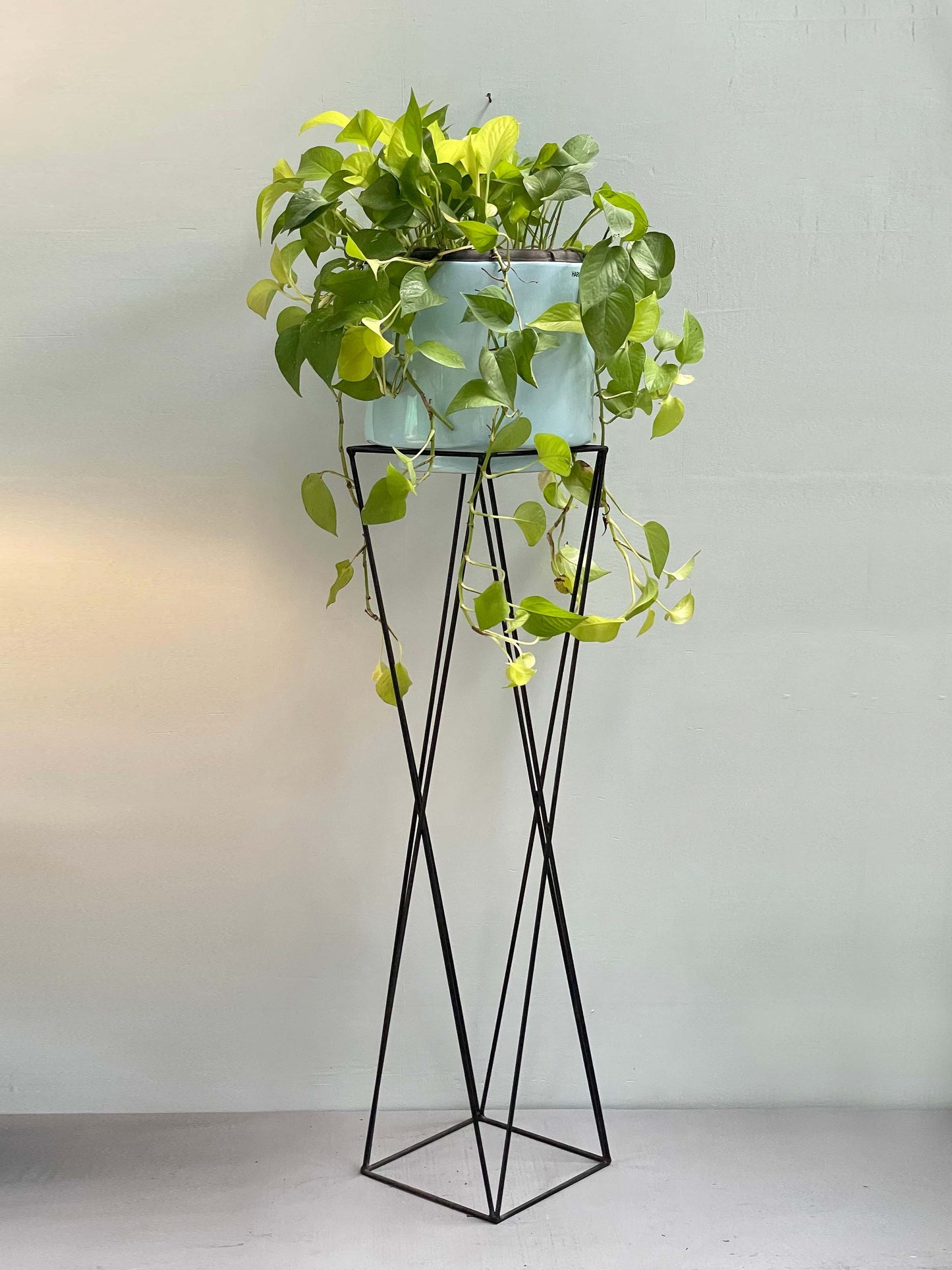 Metal Pot Stand - 3ft