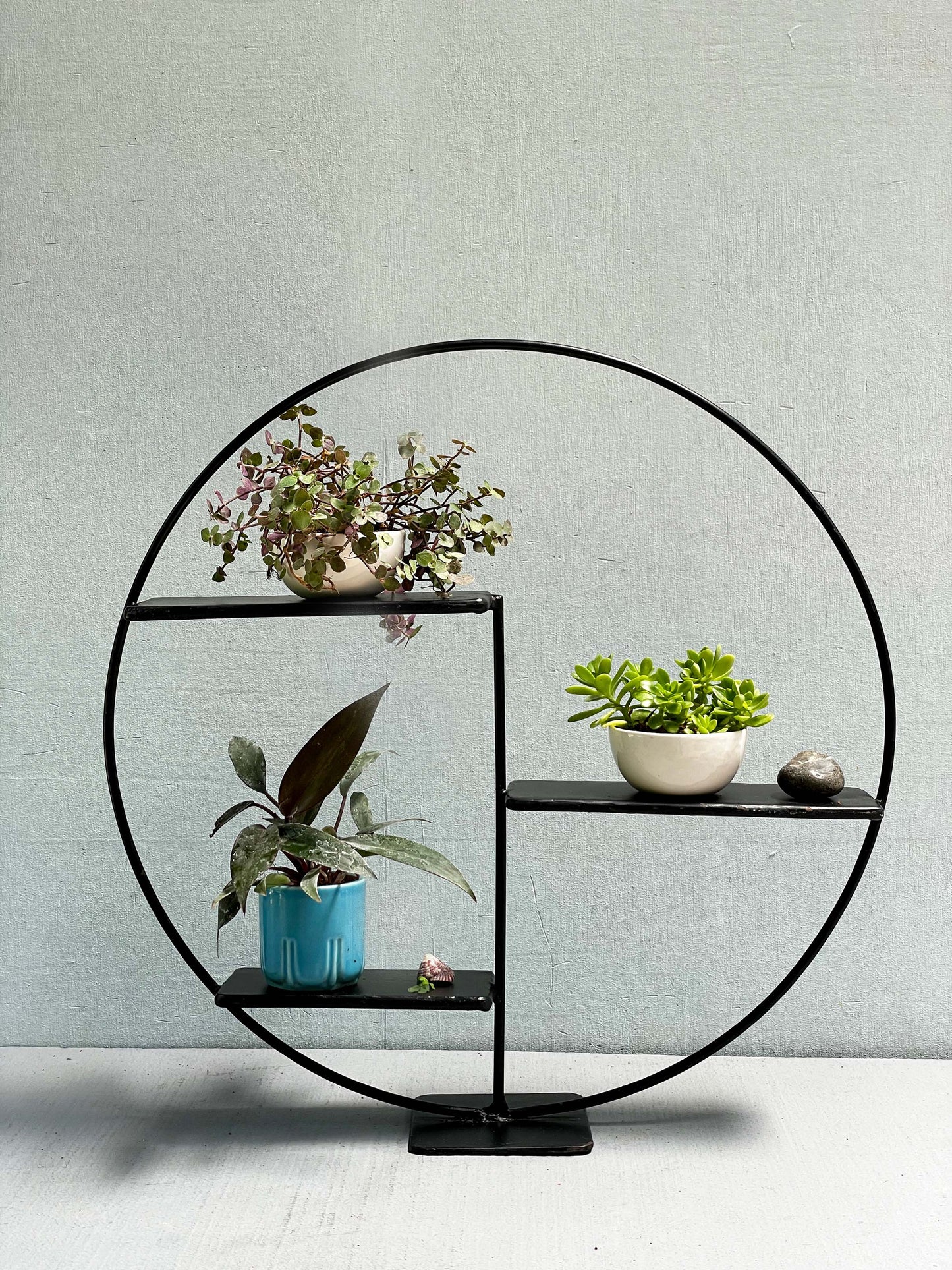 Metal Zen Stand