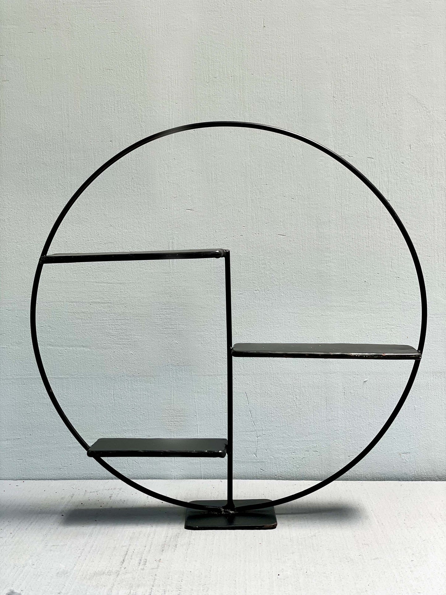 Metal Zen Stand