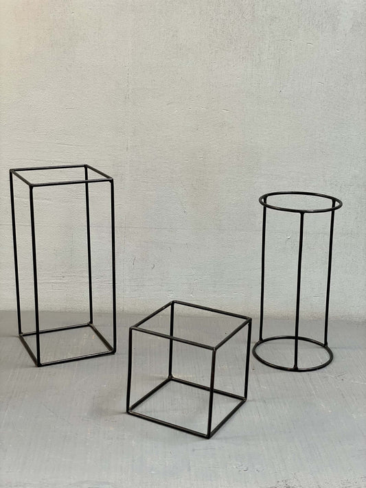 Metal Cylinder Stand - S/L