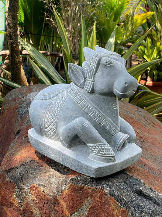 ನಂದಿ Nandi Statue - Stone